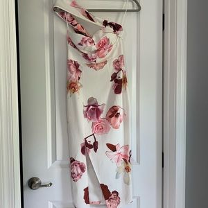Hello Molly unique white floral midi dress